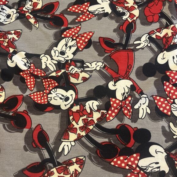 LuLaRoe Disney Womens Size XS Minnie Mouse Raglan Randy T-Shirt Black Red Artsy - Picture 8 of 8